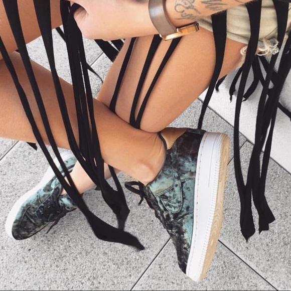 NWT🌿Nike Air Force 1 premium velvet - Picture 3 of 8